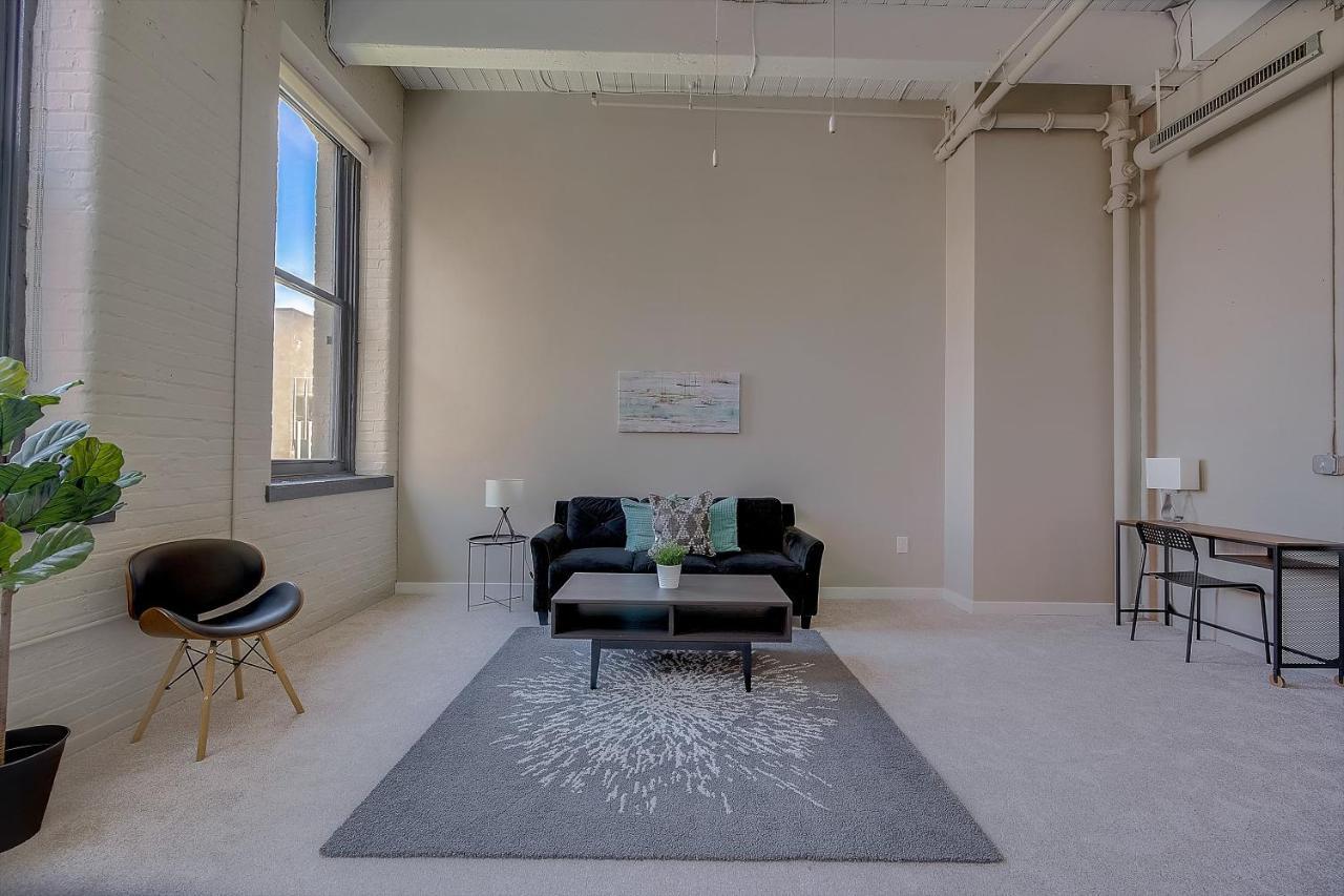 Frontdesk I Sycamore Place Apts Downtown Cincinnati Quarto foto